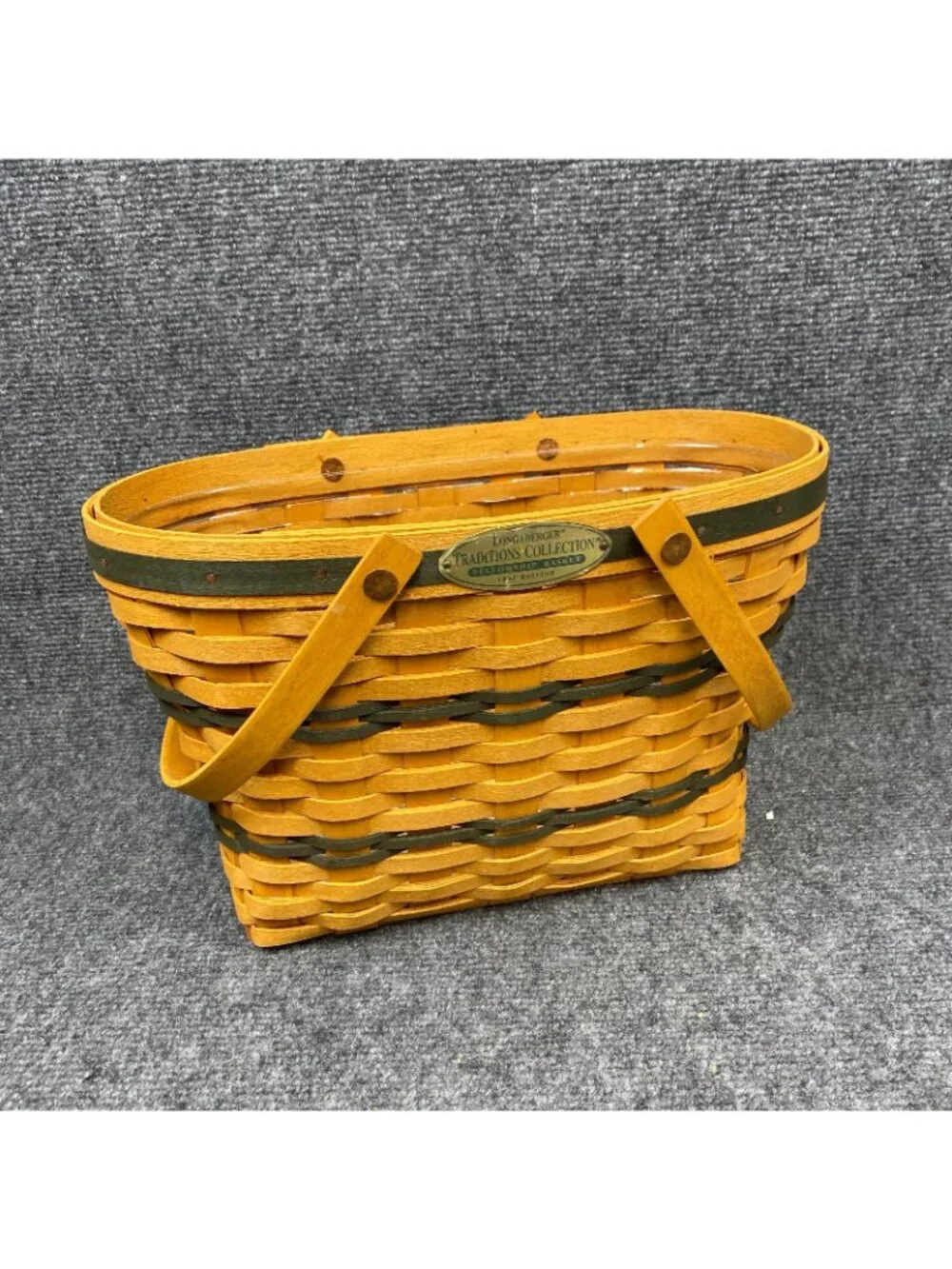 Longaberger Fellowship Basket 1997 Traditions Collection w/ Box & Protector
